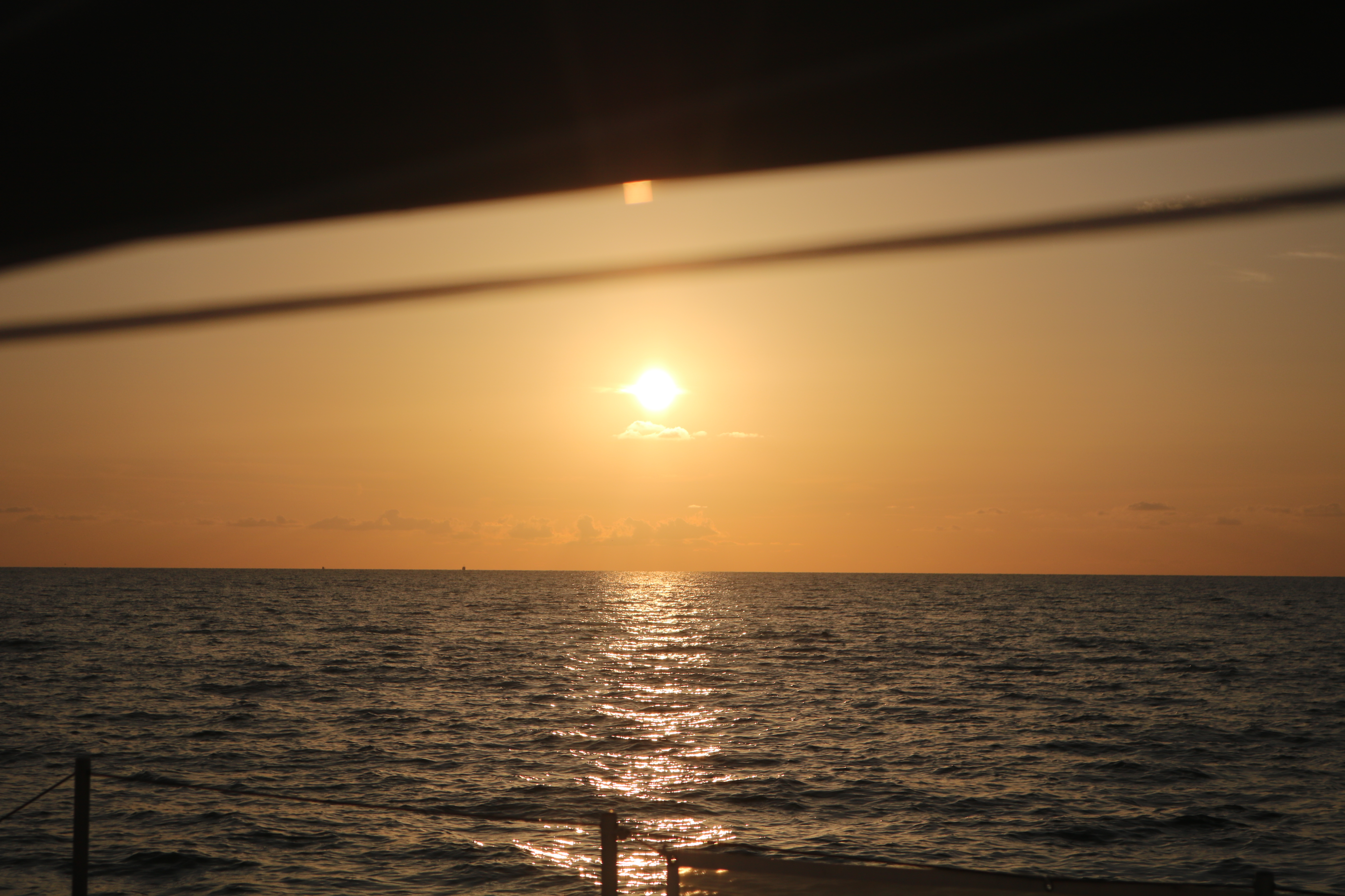 No-Worries-Sailing-Adventures-Sunset