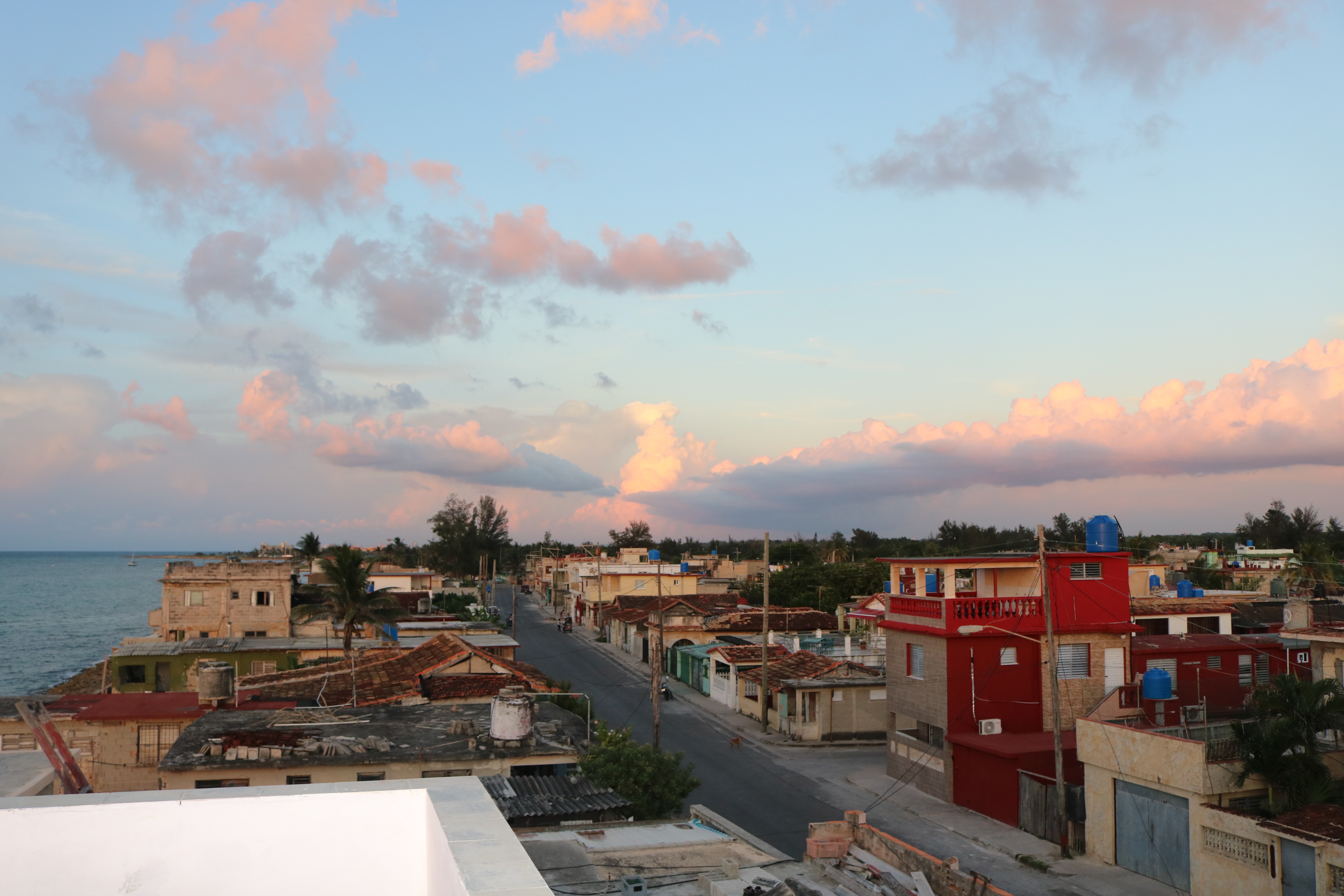 Santa-Fe-Cuba-Rooftops